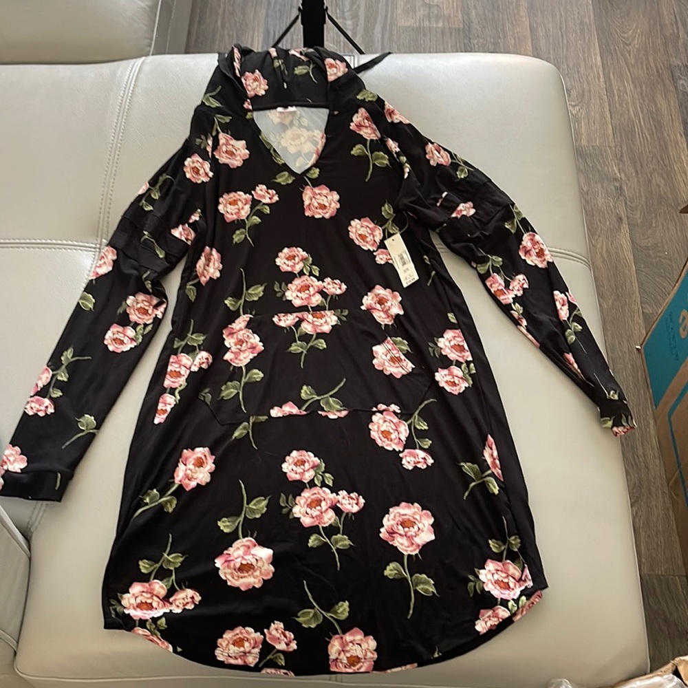 COPY - Hooded dress